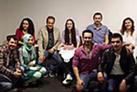 QUEENS ENGLIS width=